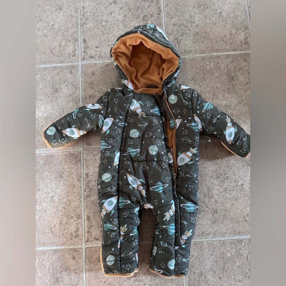 Wippette Baby) Kids' Rocket Print Fleece Lined Pram size 9 mths new